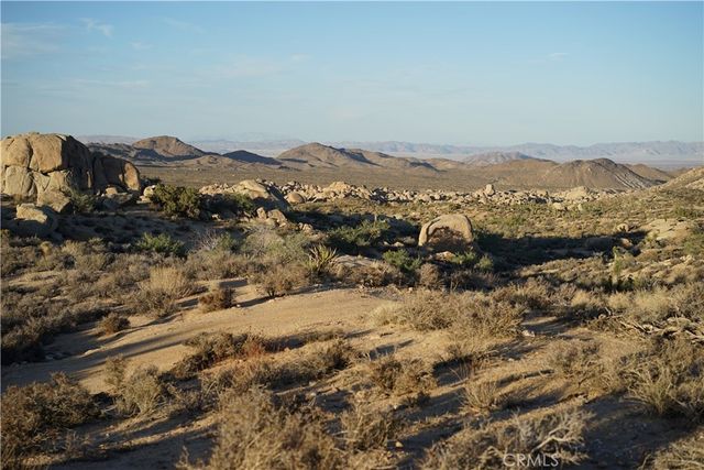 52588 Blackbrush Road, Pioneertown