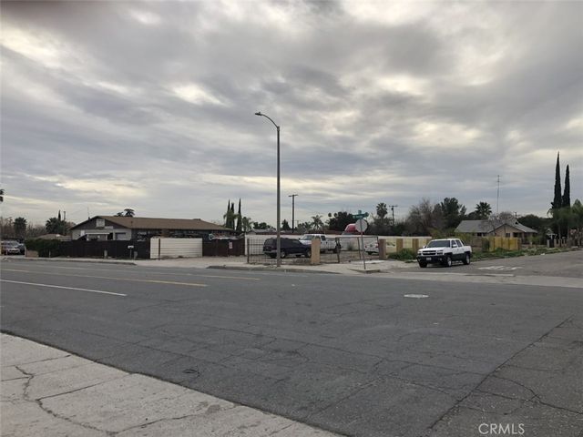 1098 N Mount Vernon, San Bernardino