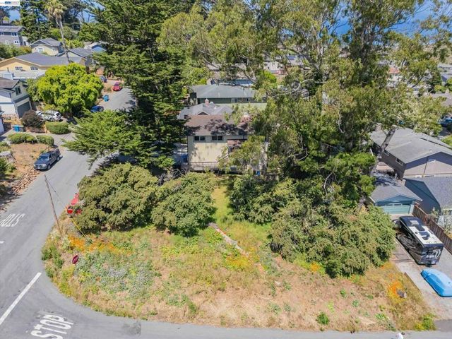 6th St, Montara
