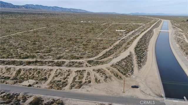 26000 Avenue W, Llano