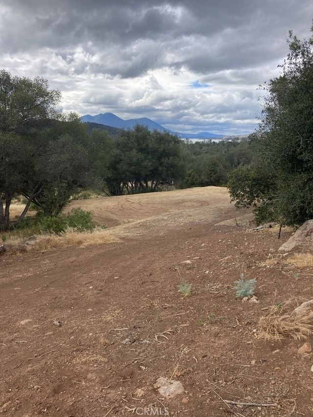 15628 19th Avenue, Clearlake