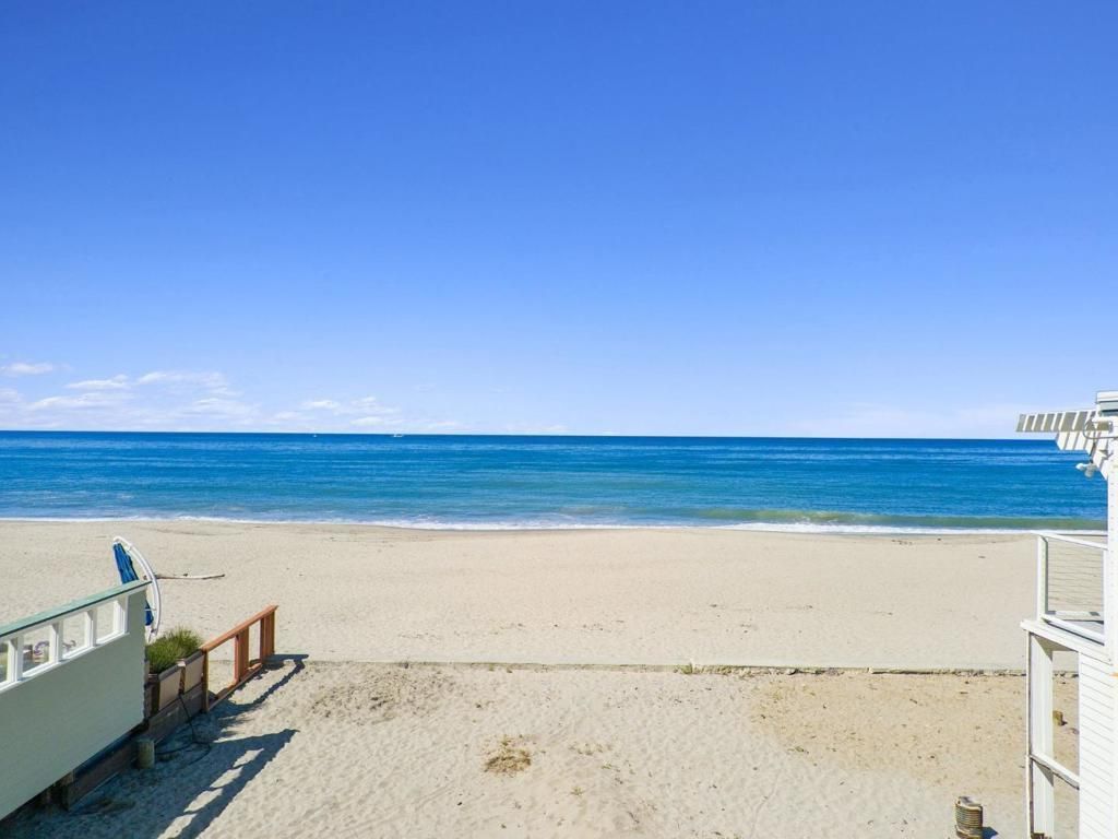 535 Beach Drive, Aptos