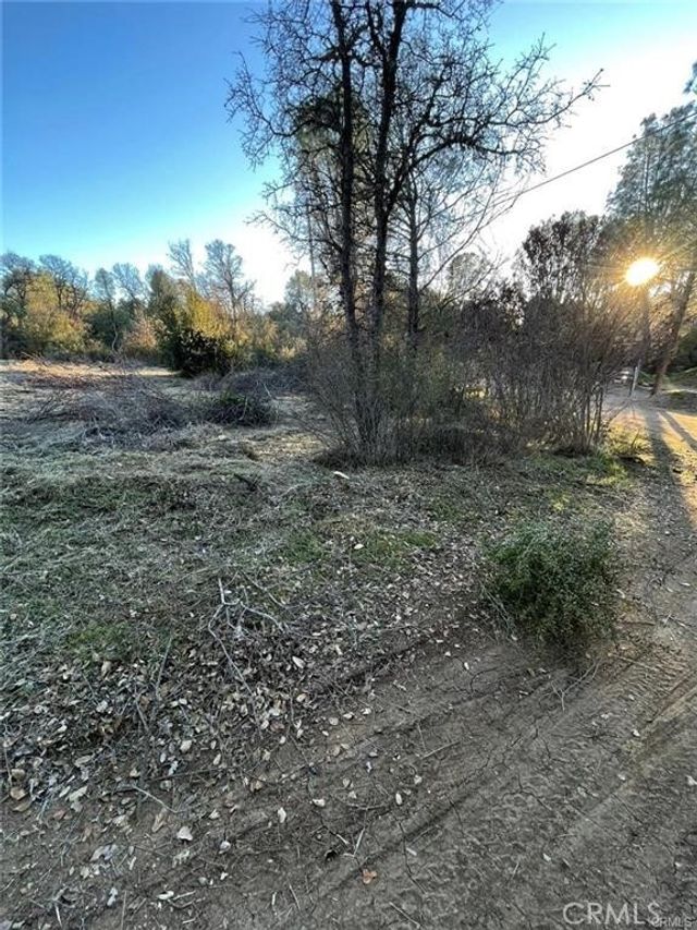 15307 Brannan, Clearlake