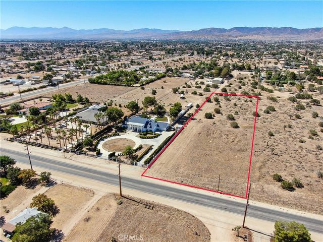 2060 W Avenue N, Palmdale