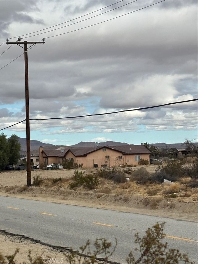 165 E Avenue S, Palmdale
