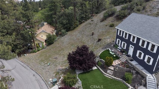 5411 Shirley J, Wrightwood