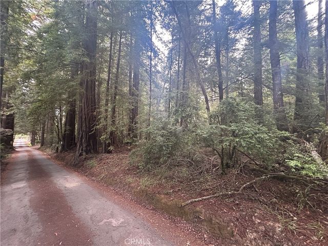 Law Road, Mendocino