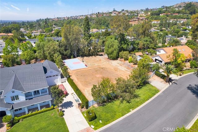 9641 Janice, Villa Park