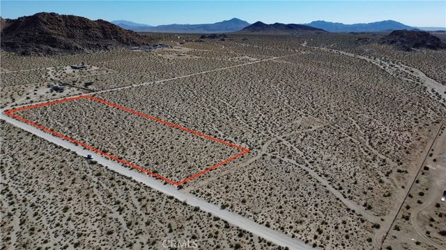 777 Peffer Lane, Lucerne Valley