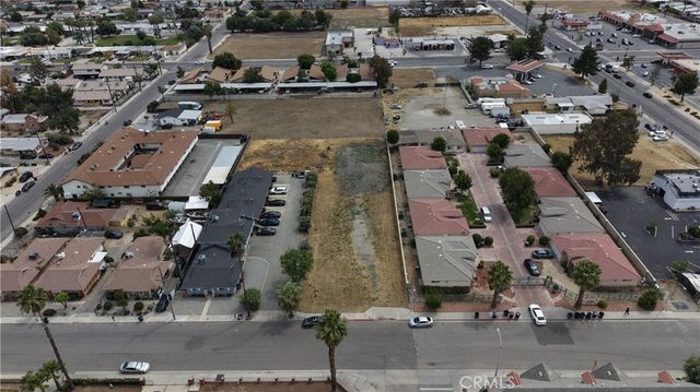 126 E 6th, San Jacinto