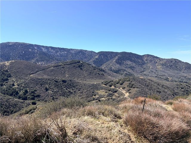 23320 Constance, Tehachapi