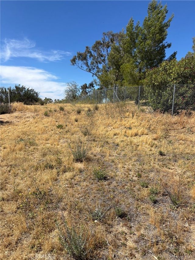 753 Rolling Hills Drive, Aguanga