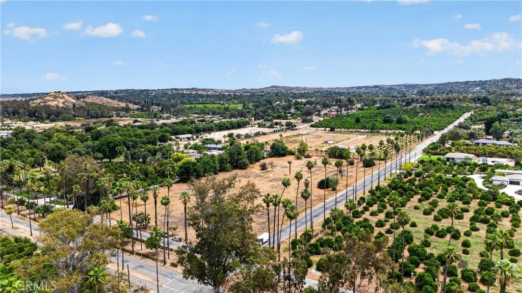 Photo of Listing #IV26083210