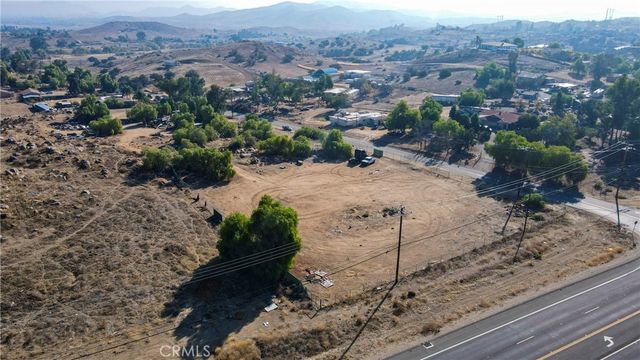 3 Highway 74, Perris