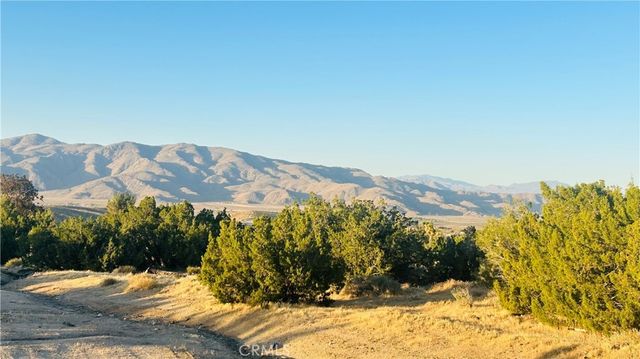 9132 Candlewood Road, Apple Valley