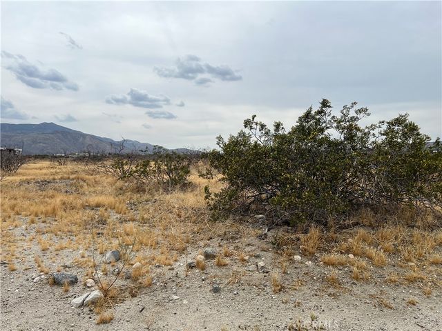 William Avenue, Cabazon