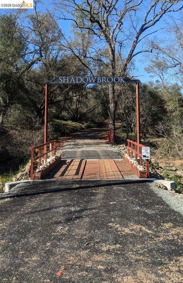 4095 Green Valley Rd, Rescue