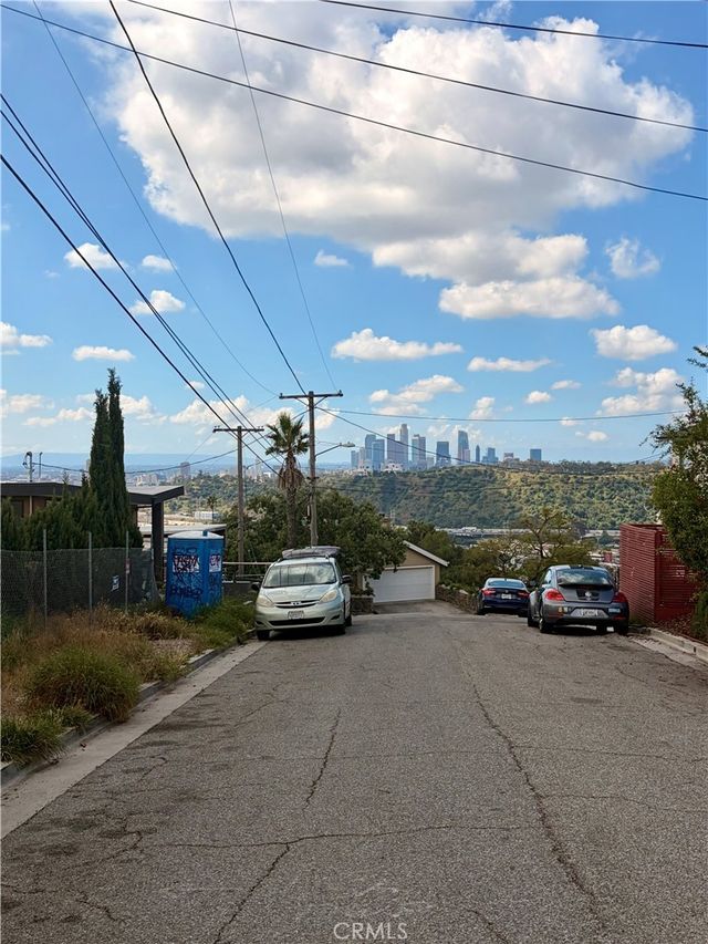 621 Etta Street, Mount Washington