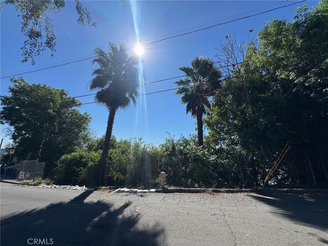5000 La Calandria, El Sereno