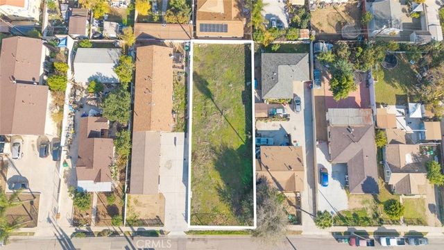 1243 E Street, Corona