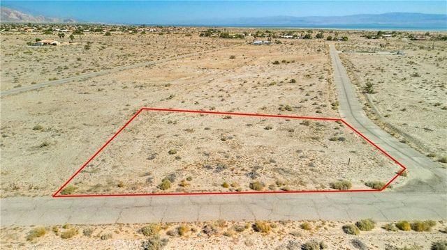 2711 Twin Lakes Avenue, Thermal