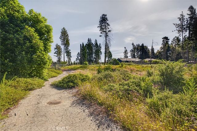 14110 Wingate, Magalia