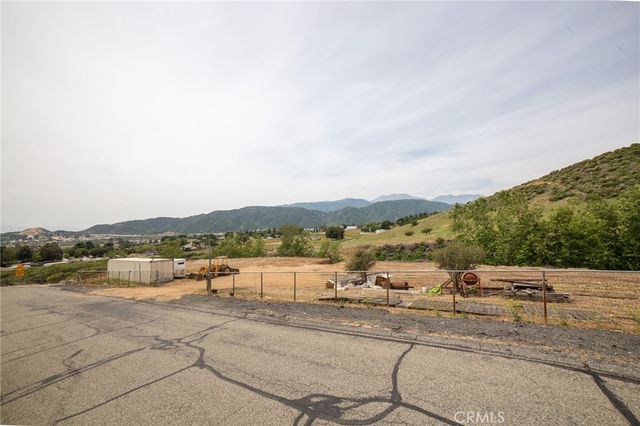 Deercrest Drive, Devore