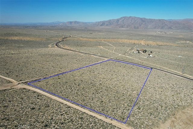 39 Santa Rosa Road, Lucerne Valley