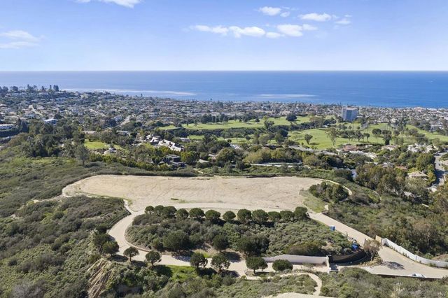 7151 Romero Loop, La Jolla