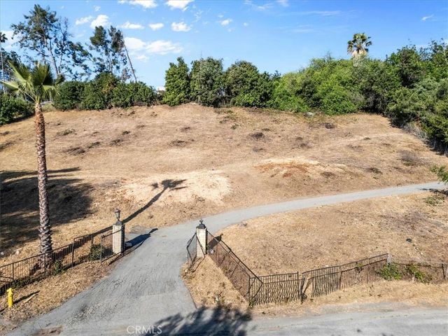 21544 Covina Hills Rd, Covina