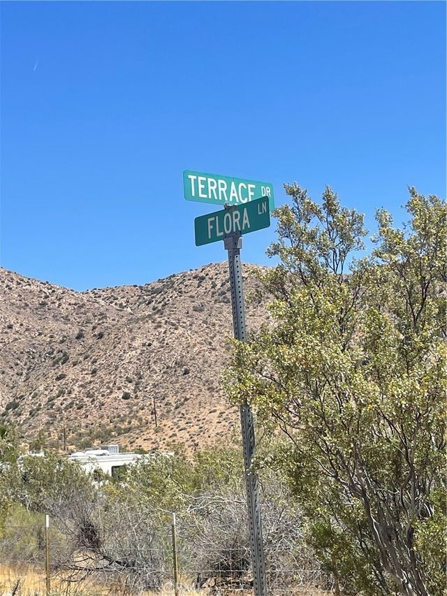 000, Morongo Valley