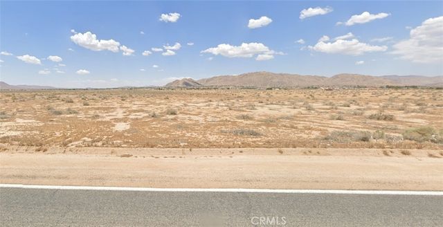 23350 Standing Rock, Apple Valley