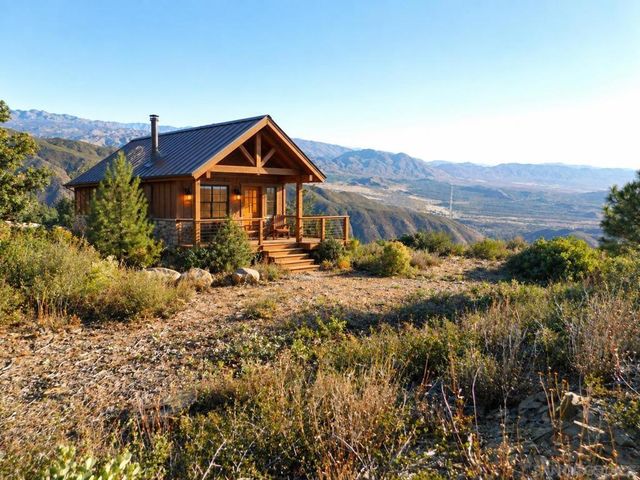 1 Mountain View, Julian