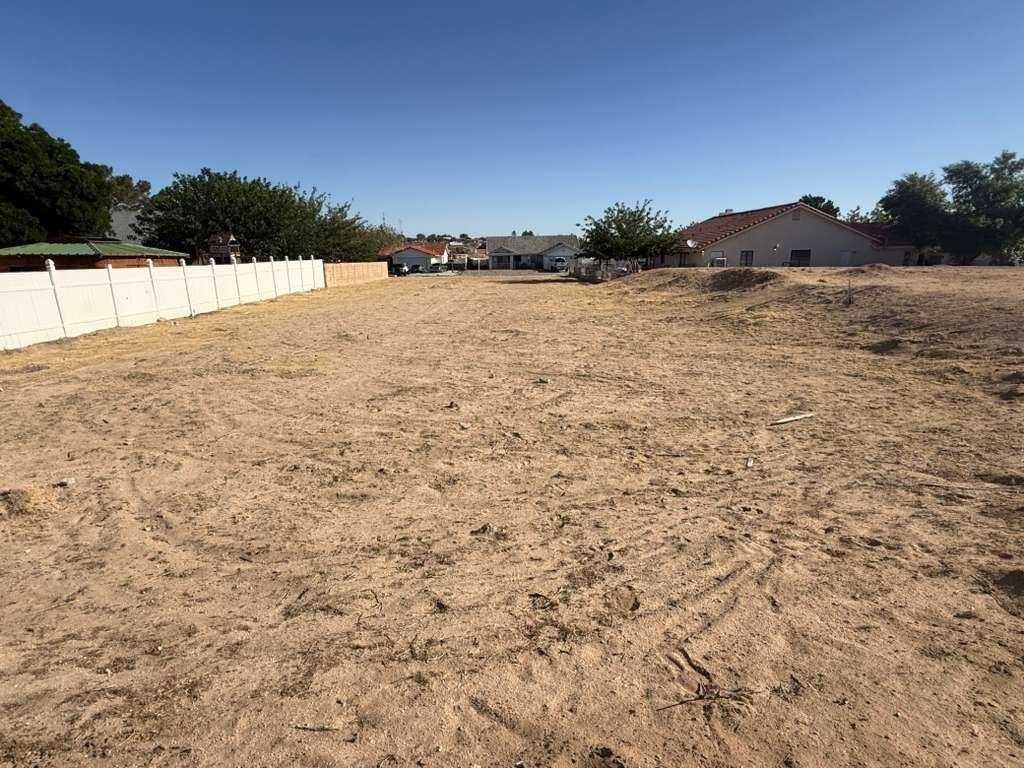 13799 Windward, Helendale