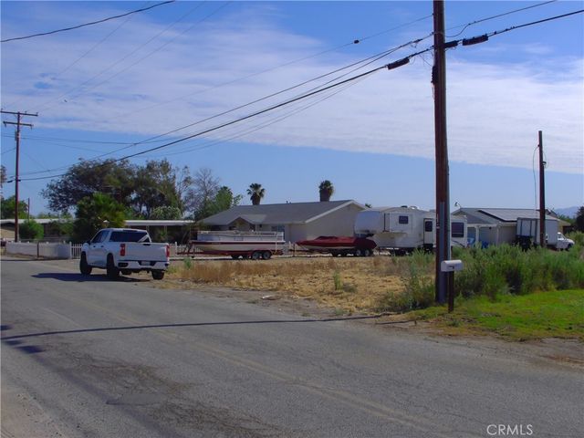 2326 Riviera, Blythe
