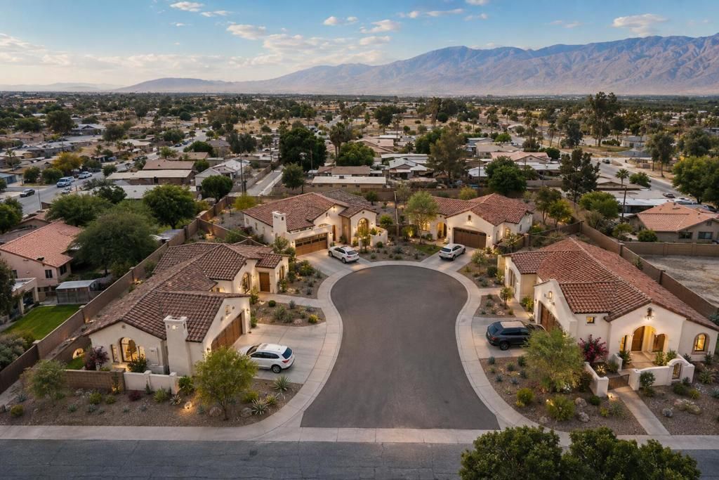 Damascus Avenue, Coachella