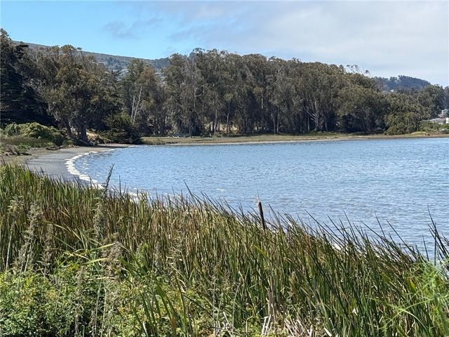 3rd Street, Los Osos