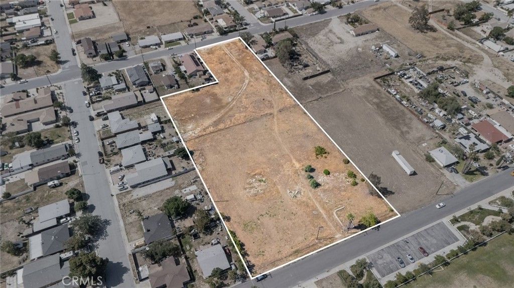 1130 E George, Banning
