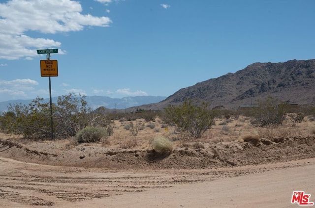 Barstow Outer Hwy, Lucerne Valley