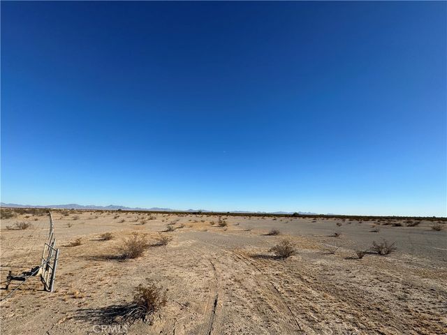 Megin Ave, Blythe