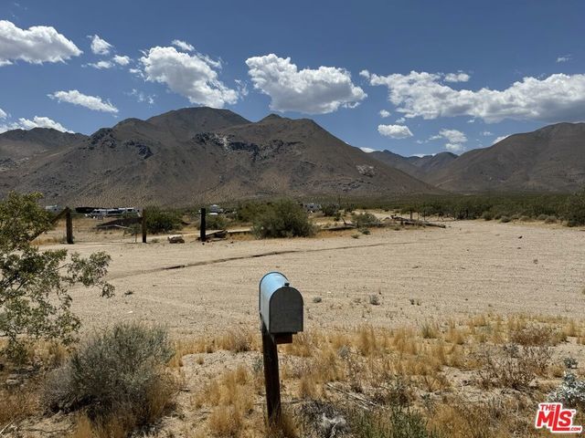 401 Sterling Road, Inyokern