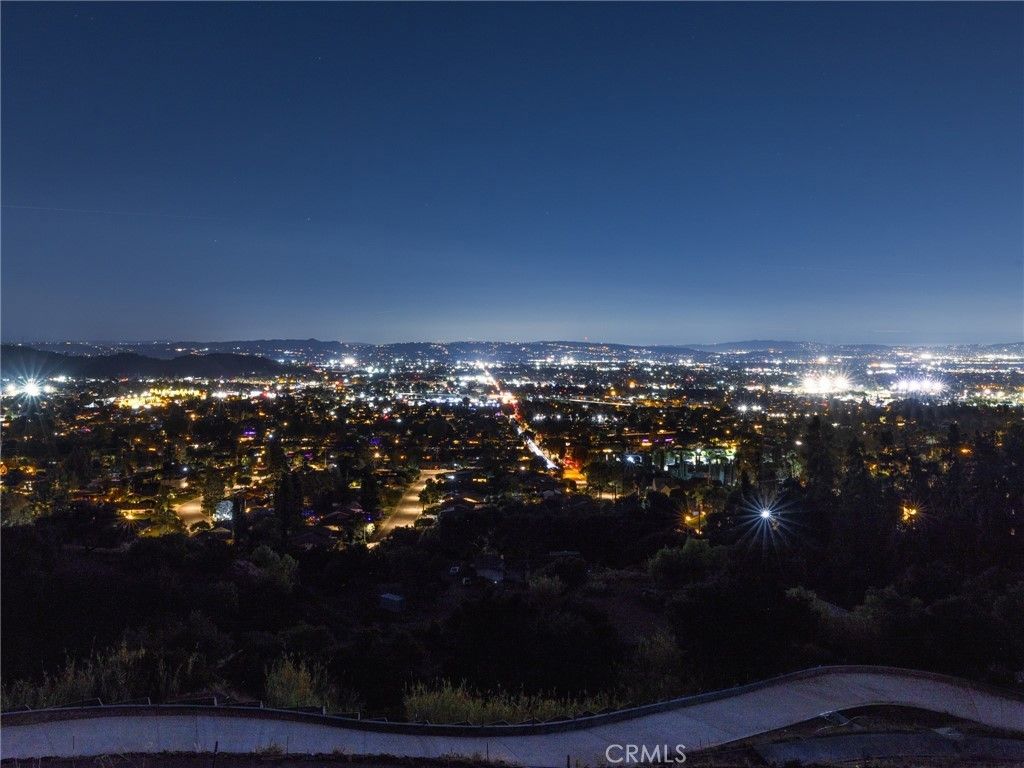 1000 N Grand, Glendora