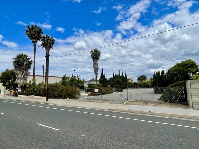 5619 Ball Road, Cypress