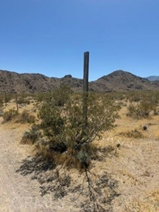 Mountain View, Lucerne Valley