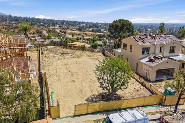 3636 Giddings Ranch Road, Altadena