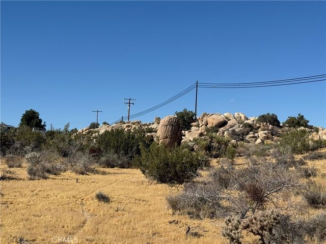 57100 Moffett Lane, Yucca Valley