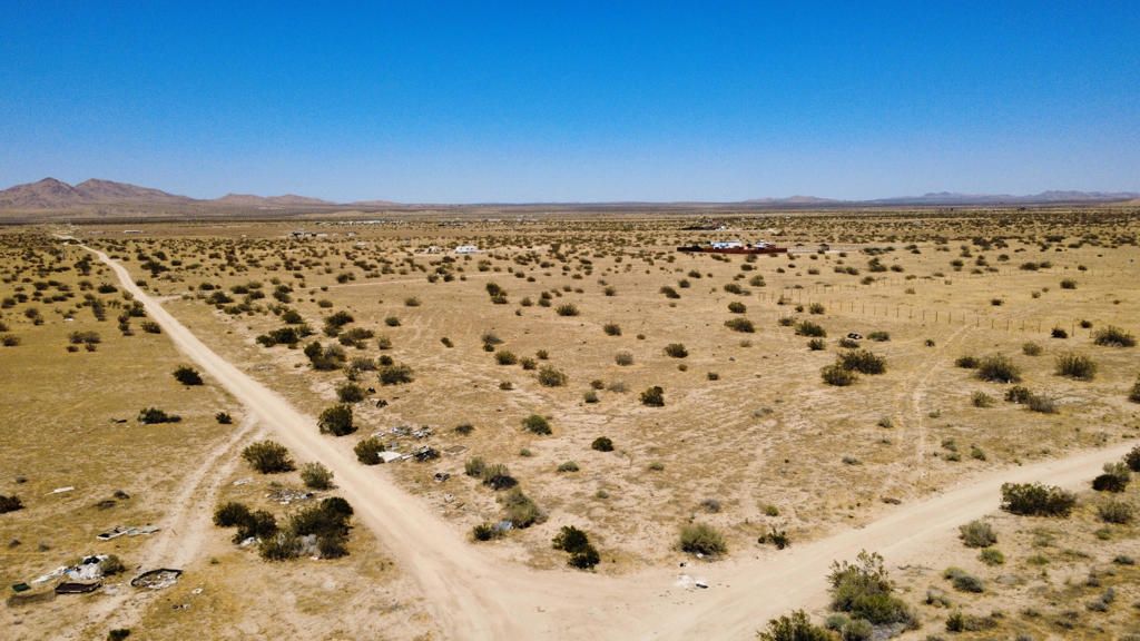 185 Ave P, Palmdale
