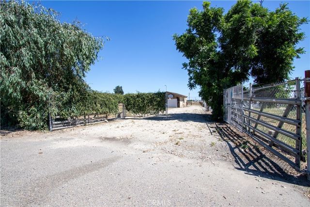 3650 Santa Fe, Atwater