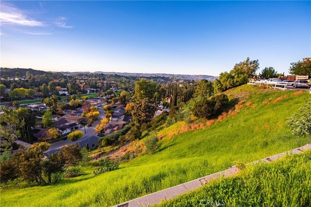 4340 San Blas Avenue, Woodland Hills