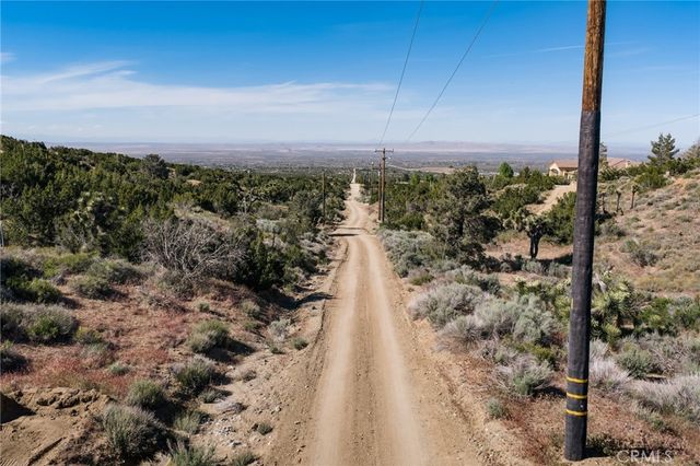 Silver Rock, Pinon Hills
